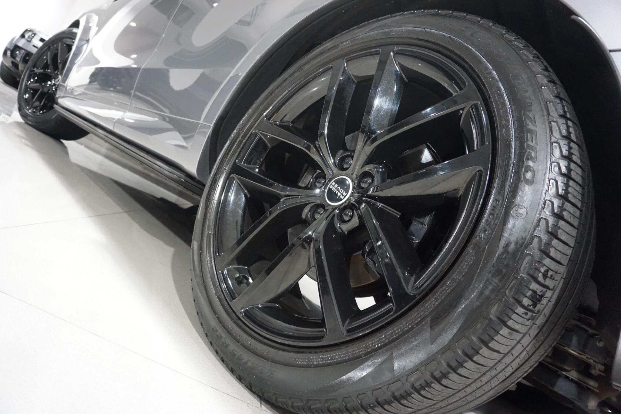 Land Rover Range Rover Sport 3.0 D300 MHEV Dynamic SE SUV 5dr Diesel Auto 4WD Euro 6 (s/s) (300 ps)